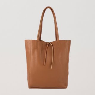 d01a3b8cfd7ffd40f4866e8dcee6b27fc63188a8-4 Italian Leather Tote